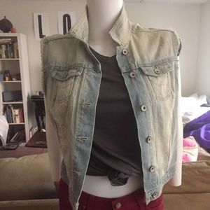 NWOT Super Dry Distressed Denim Vest Size S